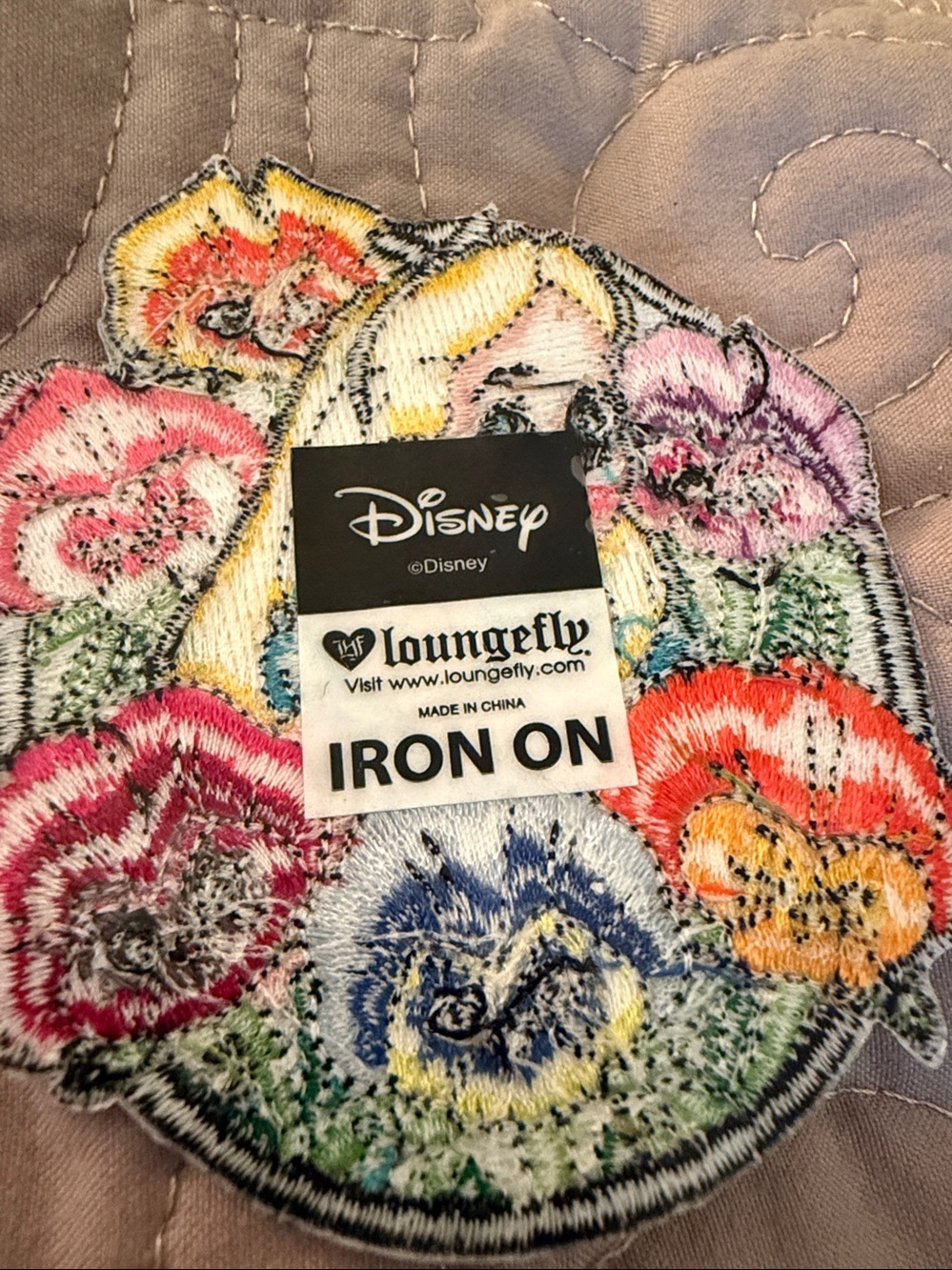 Disney Loungefly Alice in Wonderland Iron on Patch - Picture 3 of 4